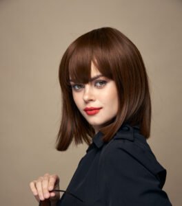 coiffure femme carre plongeant