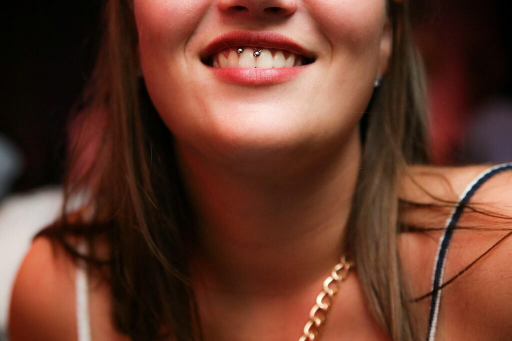 Piercing smiley guide complet sur le piercing de la bouche prix — free download